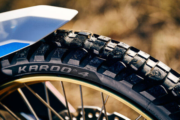 Metzeler Karoo 4 90/90-21 54T TL DOT2025