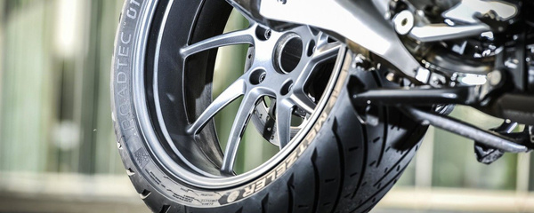 Metzeler Roadtec 01 SE 160/60ZR17 69W TL DOT2025