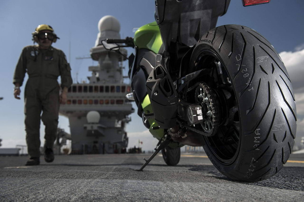 Pirelli Angel GT 120/70ZR18 59W TL DOT5022