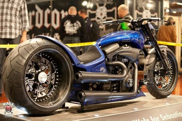 Metzeler ME 888 Marathon Ultra 280/35VR18 84V TL DOT2025