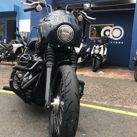 Avon AV72 COBRA CHROME 150/80R16 71V TYŁ DOT2021