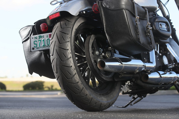 Bridgestone Battlecruise H50 150/80B16 77H TL UM Tył DOT0525