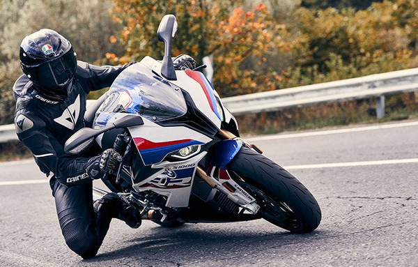 Metzeler Sportec M9 RR 120/70ZR17 58W TL DOT3022