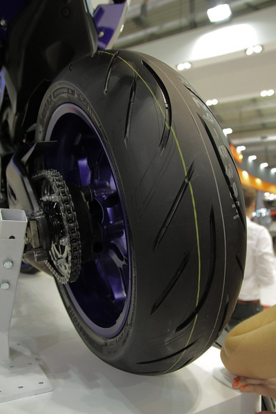 Bridgestone S21 190/50ZR17 73W TL DOT1025