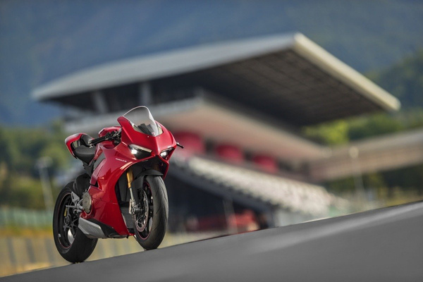 Pirelli Diablo Supercorsa SP V3 120/70ZR17 58W TL DOT2023