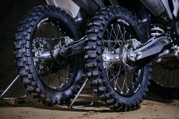 Metzeler MC360 Mid Soft 140/80-18 70M TT DOT1022