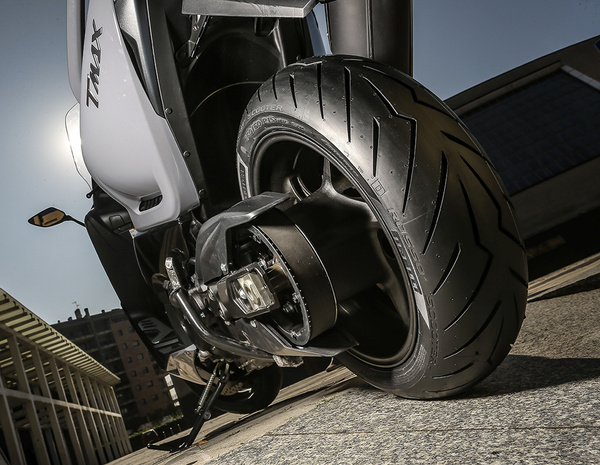 Pirelli Diablo Rosso Scooter 110/70-12 47P TL DOT2017